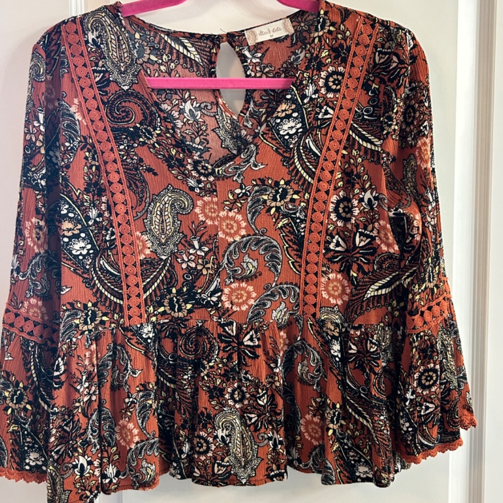 Altar’d State Floral Bohemian style top - M - Picture 4 of 5